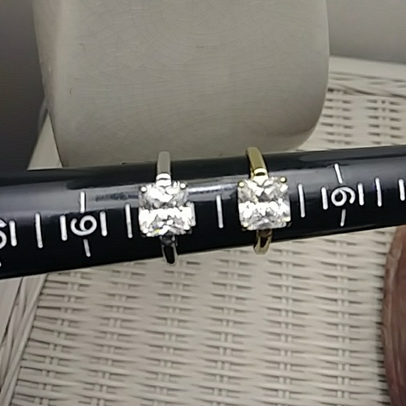 SILVER or Gold  2 CTW princess ring  sim diamond - Picture 4 of 7